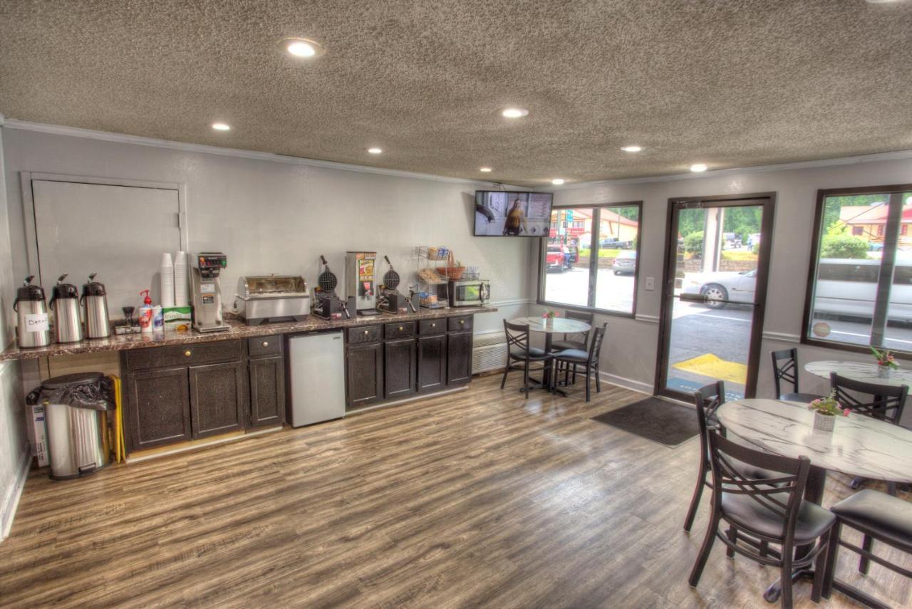 Amerivu Inn & Suites - Helen - Downtown 外观 照片