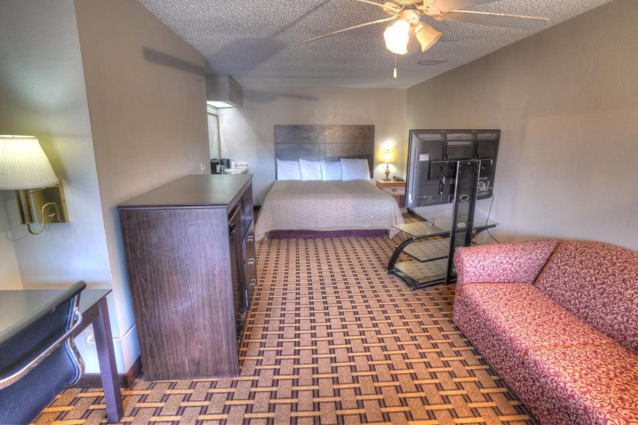 Amerivu Inn & Suites - Helen - Downtown 外观 照片