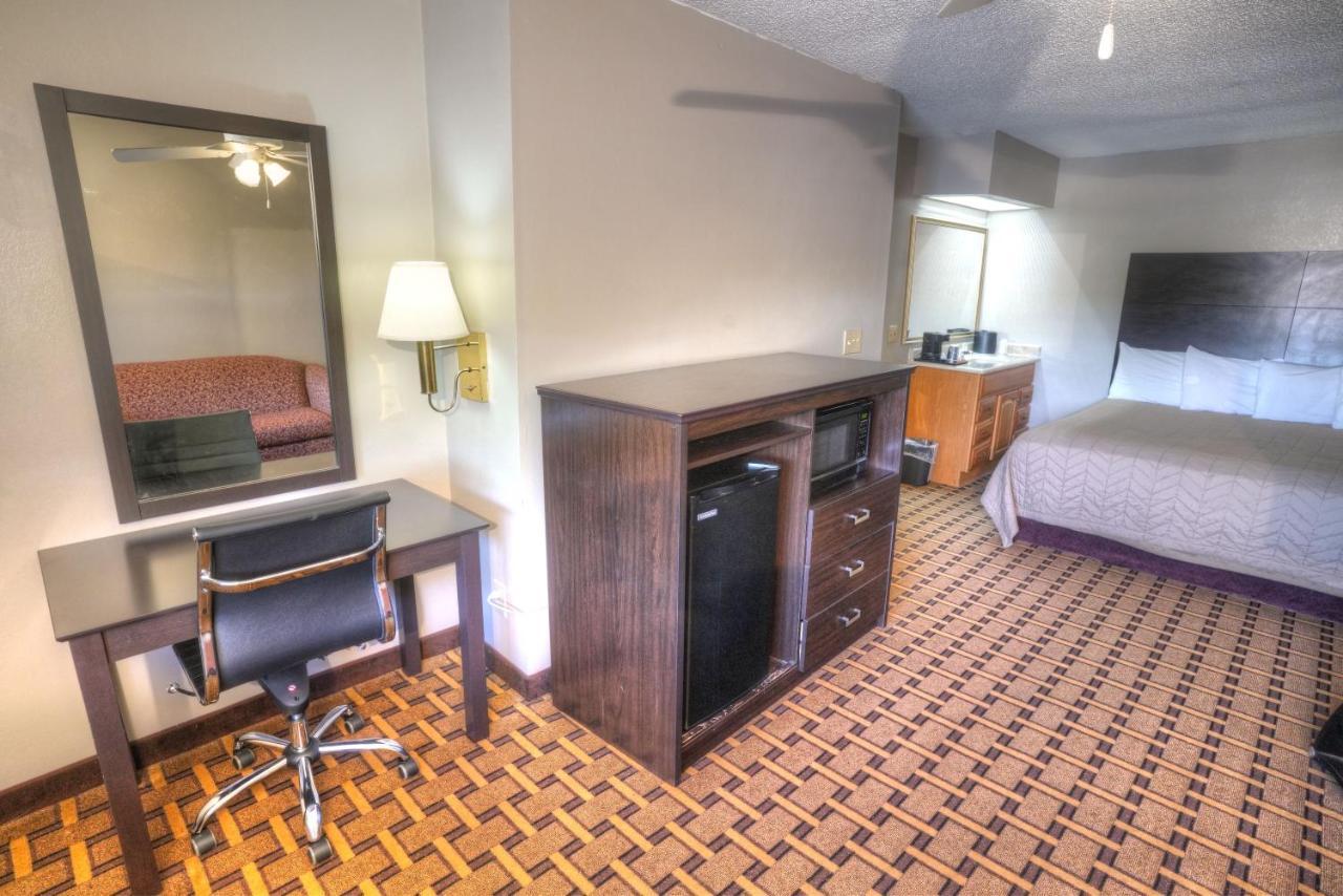 Amerivu Inn & Suites - Helen - Downtown 外观 照片