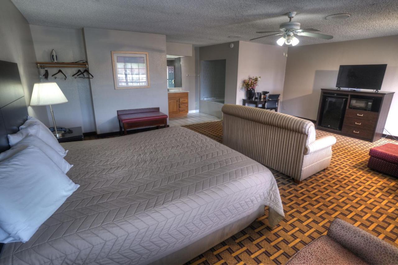 Amerivu Inn & Suites - Helen - Downtown 外观 照片