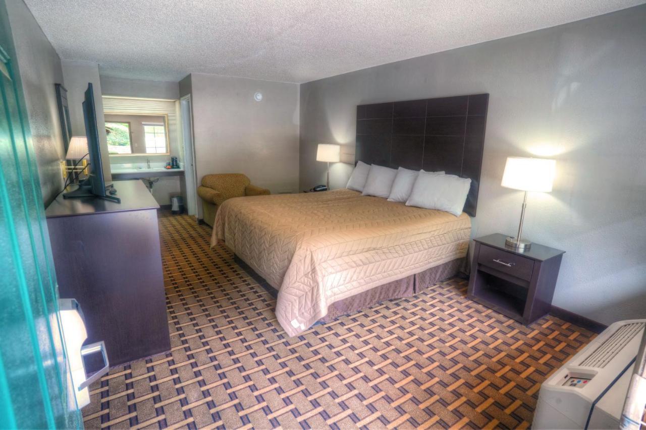 Amerivu Inn & Suites - Helen - Downtown 外观 照片
