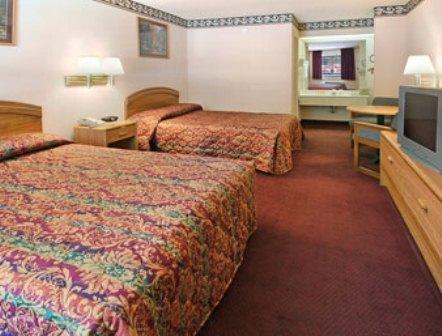 Amerivu Inn & Suites - Helen - Downtown 客房 照片